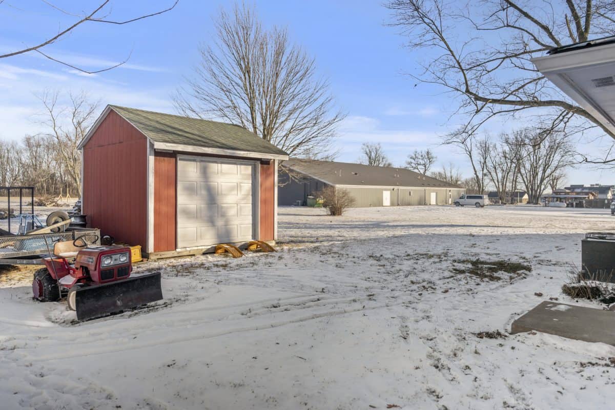 9757 S Co Rd 0 Clayton, Indiana