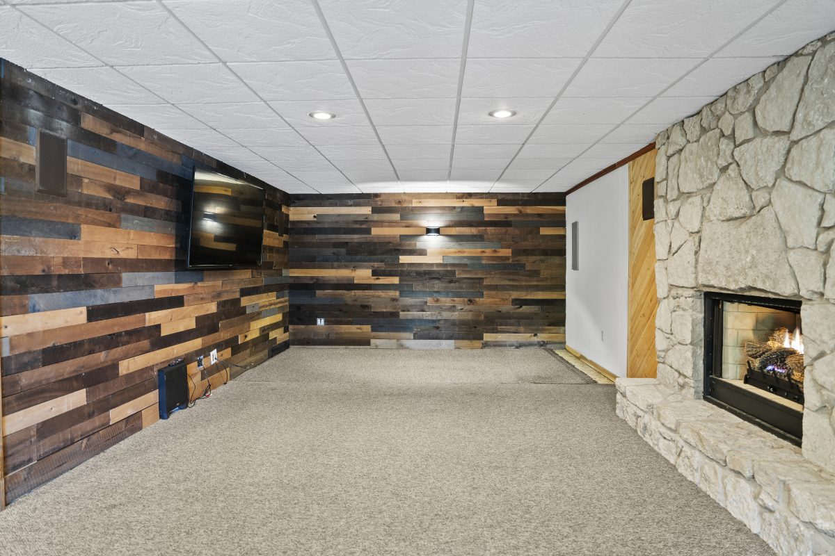 2707 Duke Circle Martinsville, IN 46151