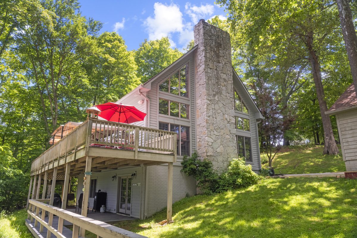 2707 Duke Circle Martinsville, IN 46151