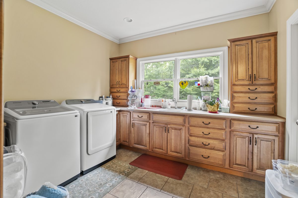 60 Pine Hills Dr. Nashville, IN 47448