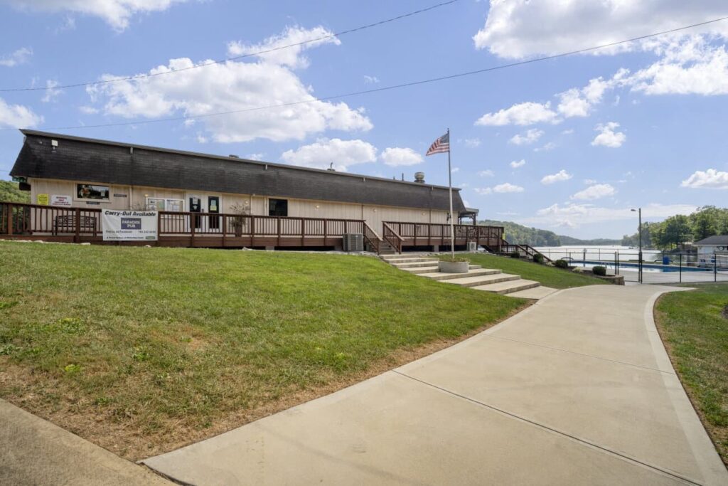 4668-E-Leeward-Martinsville-IN-46151-Danielle-Stiles-Stiles- (29)