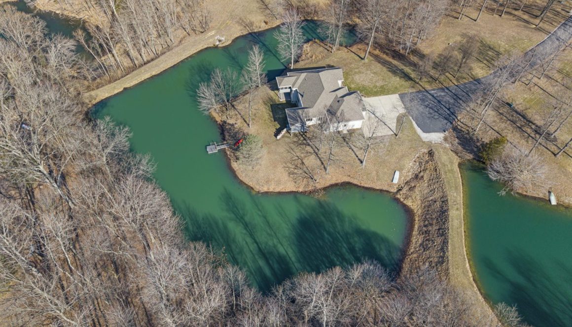 2437 Wavelyn Cir. Martinsville, 4 bed 4 bath, lake life