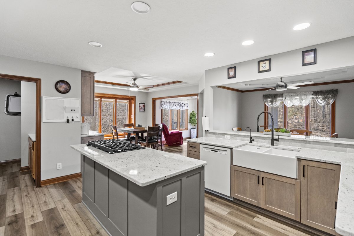 2437 Wavelyn Cir Martinsville, IN 46151