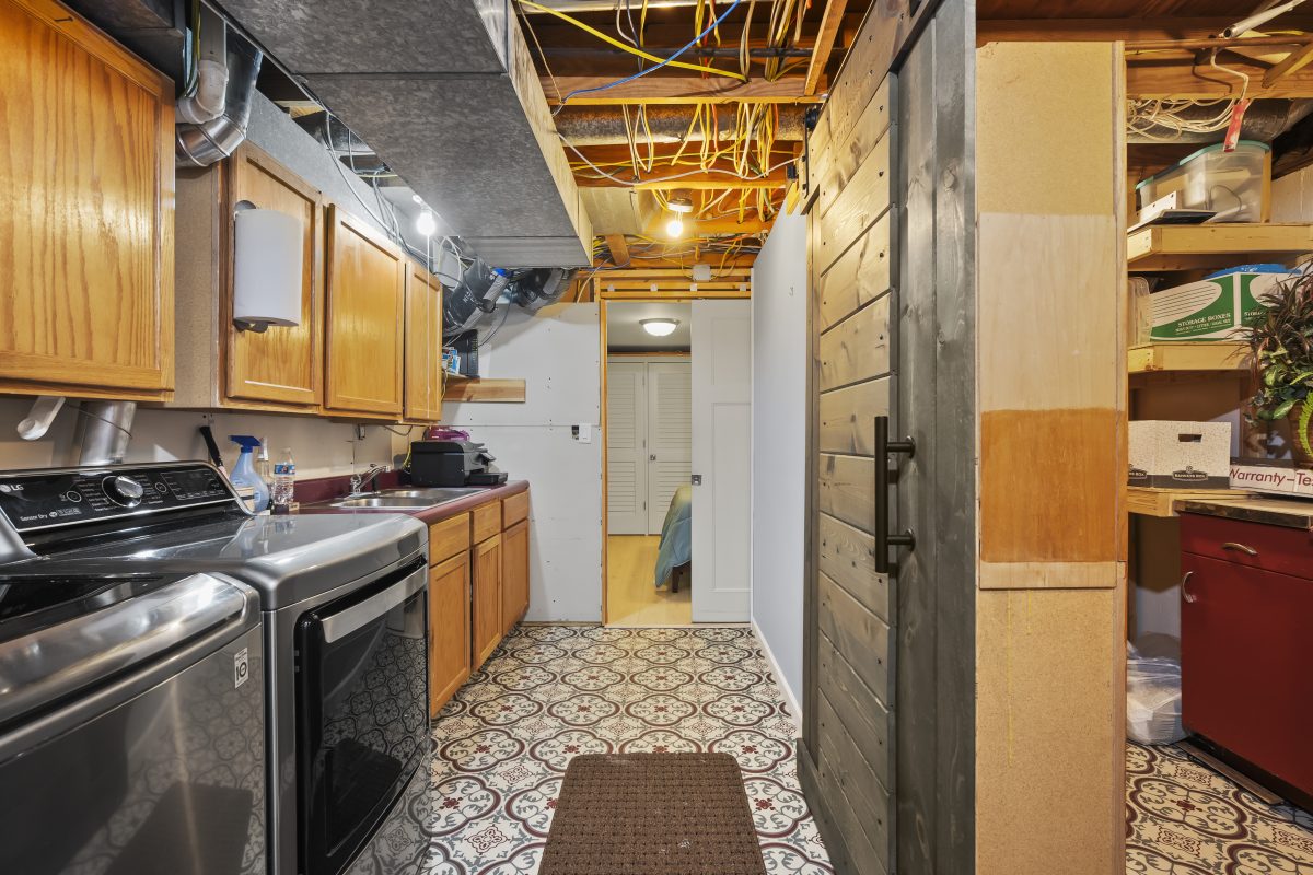 4126 E. Rembrandt Drive Martinsville, IN 46151