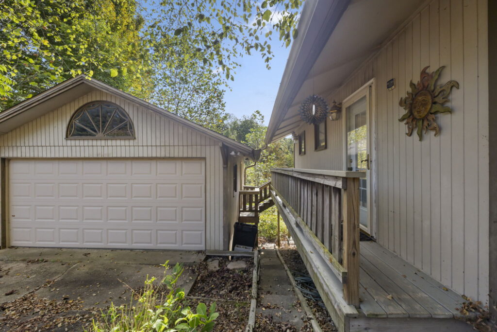 2941 S. Mask Ct. - Danielle Stiles Real Estate - Painted Hills For Sale (23)